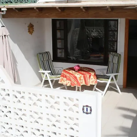 Arbustos Appartement *